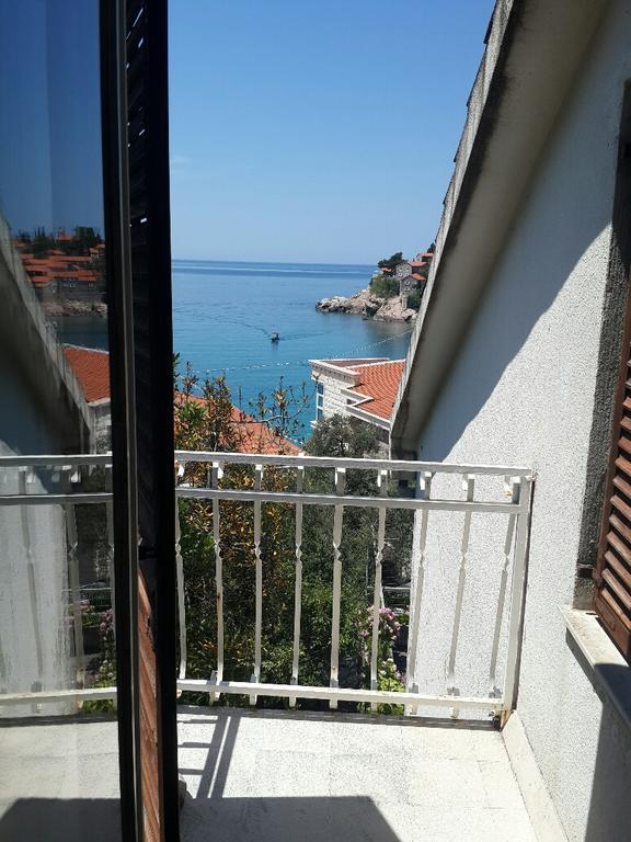 Apartments Anđus Sveti Stefan Ngoại thất bức ảnh