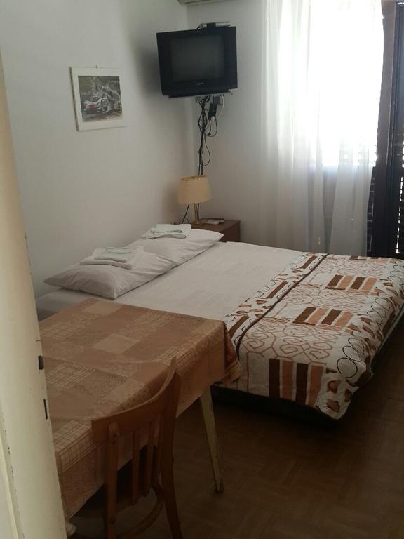 Apartments Anđus Sveti Stefan Ngoại thất bức ảnh