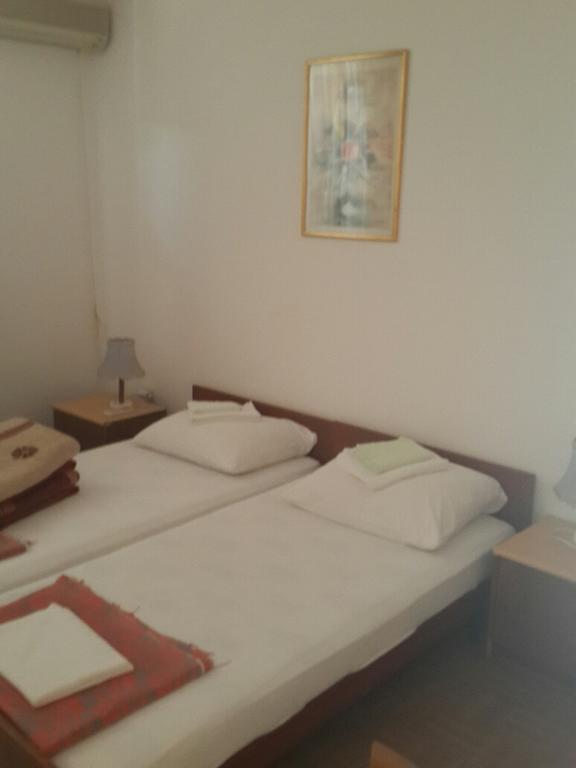 Apartments Anđus Sveti Stefan Ngoại thất bức ảnh
